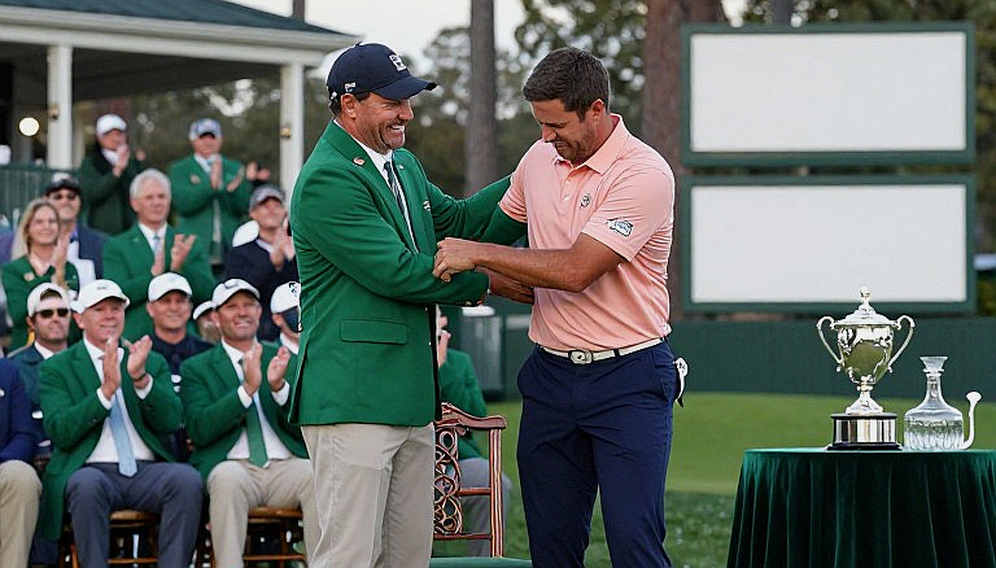 Katsuragawa's 63 Ties a 20-Year Record, but the Lead Is Paper With an 18-Hole Expiry Katsuragawa's 63 Ties a 20-Year Record, but the Lead Is Paper With an 18-Hole Expiry
