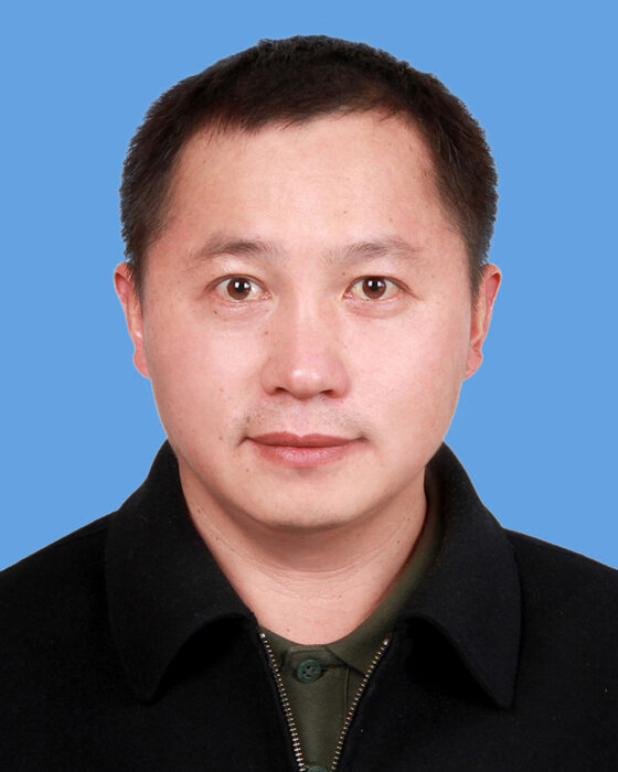 Wenjiang Huang